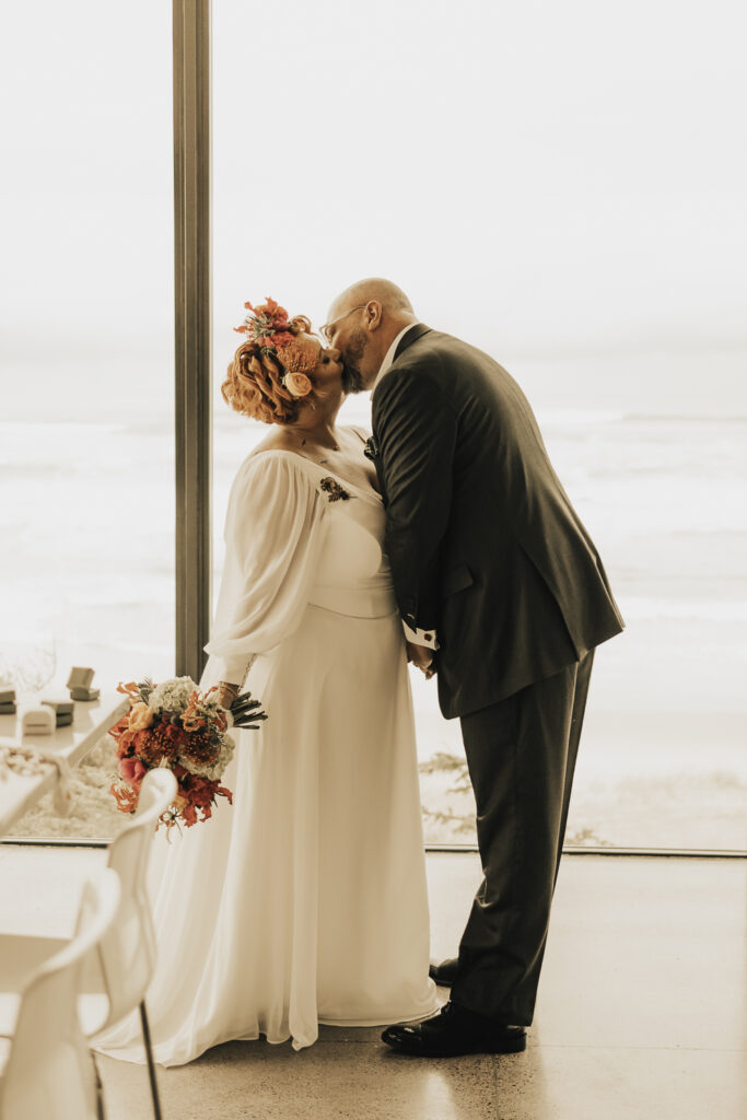 [oregon wedding photographer] [portland wedding photographer] [oregon coast photographer] [cannon beach photographer]