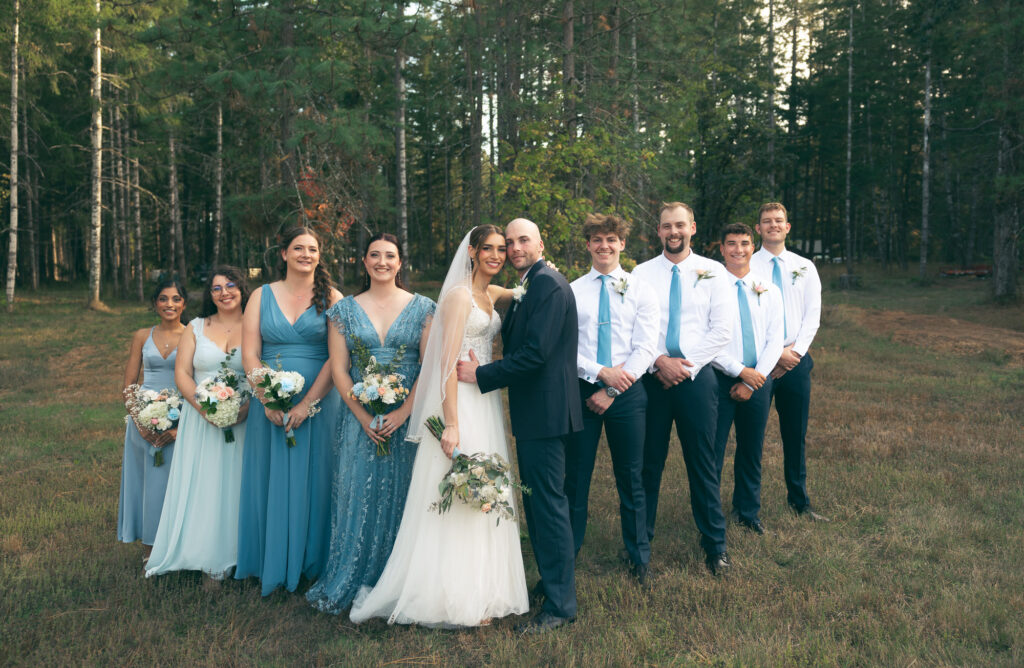 editorial bridal party in oregon wedding