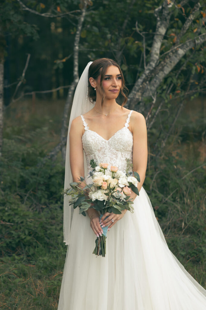 bride posing for her oregon wedding portraits