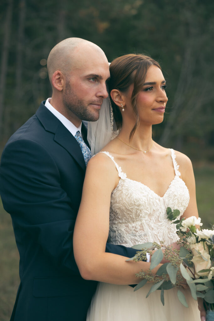 elegant portrait of oregon bride and groom