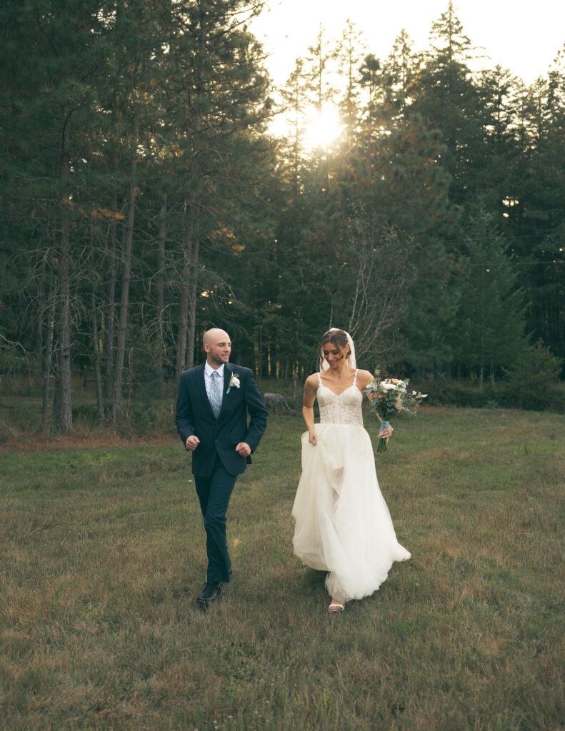 classy wedding photos by an oregon wedding photographer