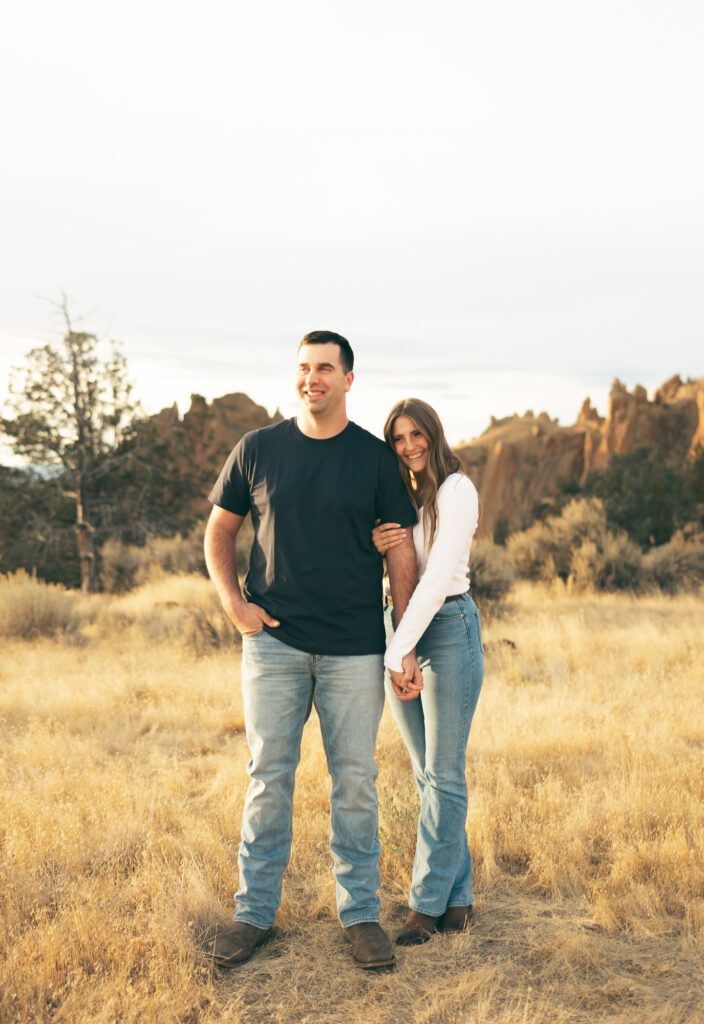 engagement photos at smith rock state park