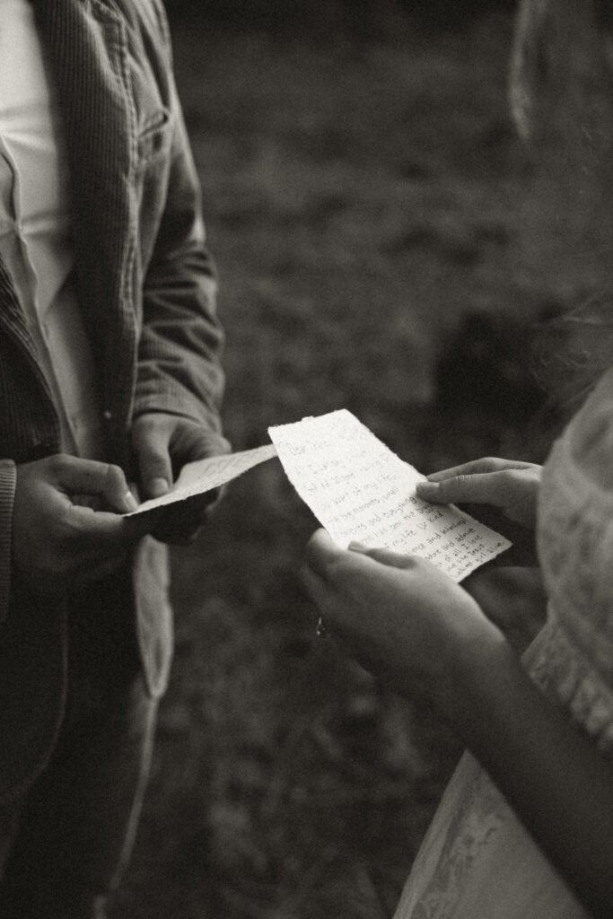 reading vows during wedding ceremony