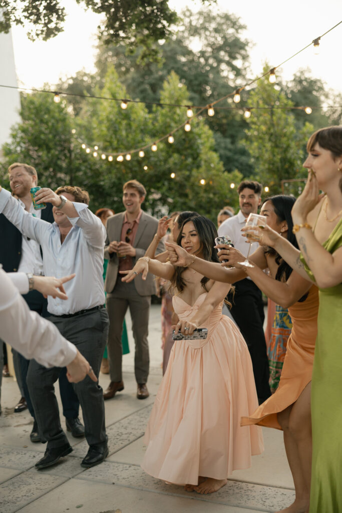 wedding guests dancing