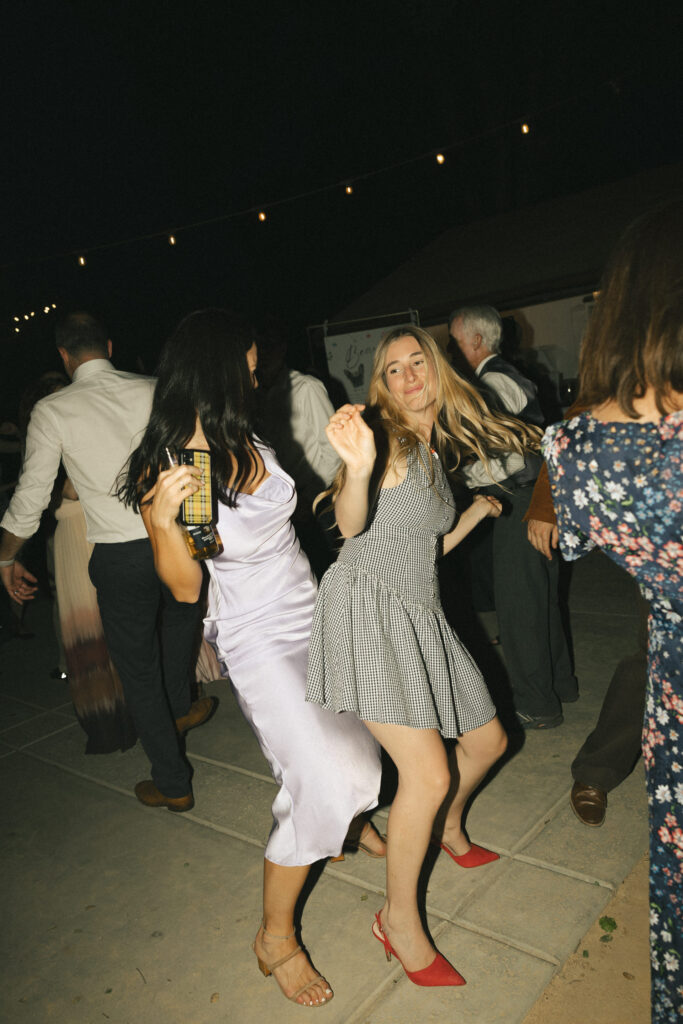 flash photos of wedding reception dancing