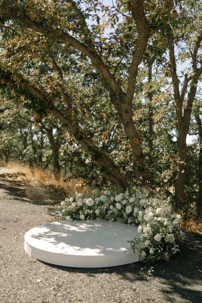 wedding ceremony platform 